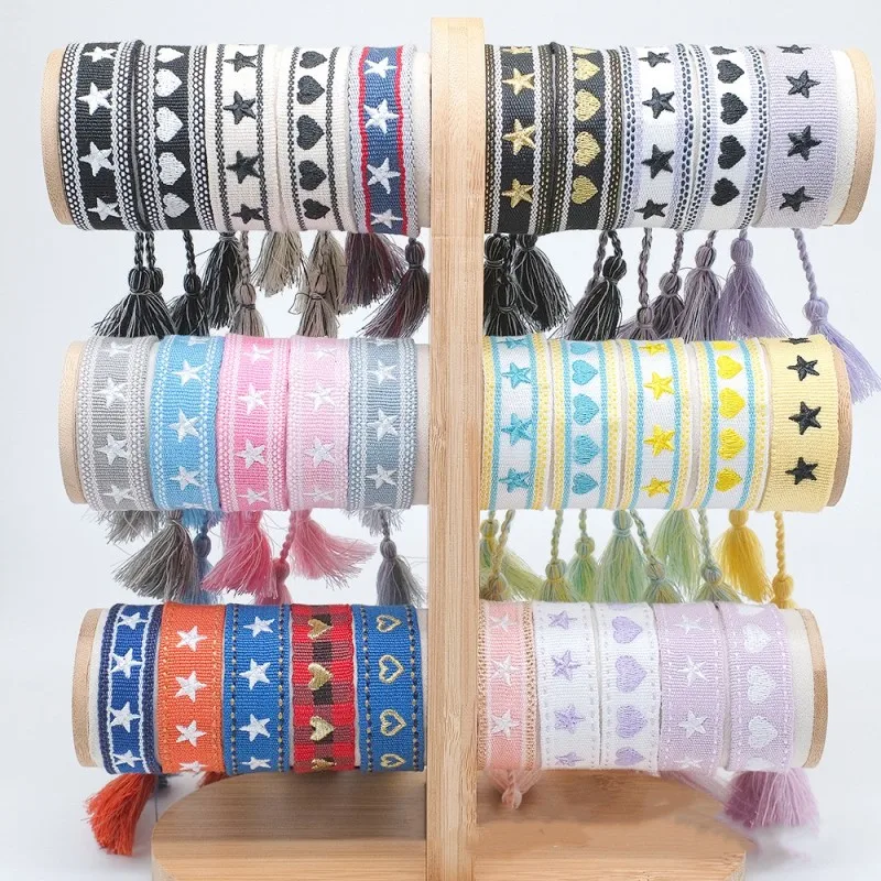 Ethnic Fashion Logo - Bracciale con logo stella ricamata in