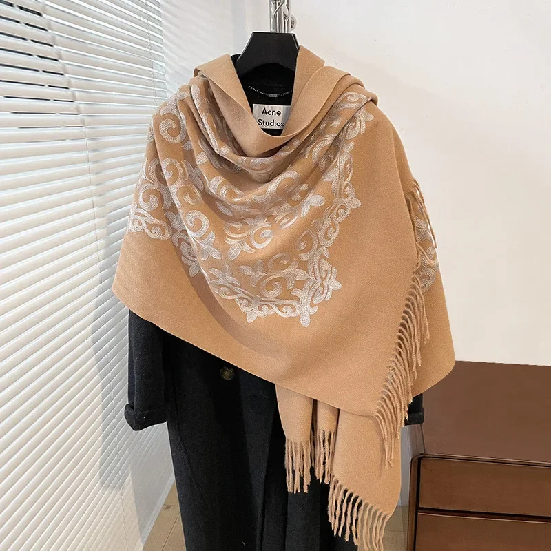 2025 Autunno/Inverno Nuovo Art - Go Ethnic Fashion recensione e prezzo