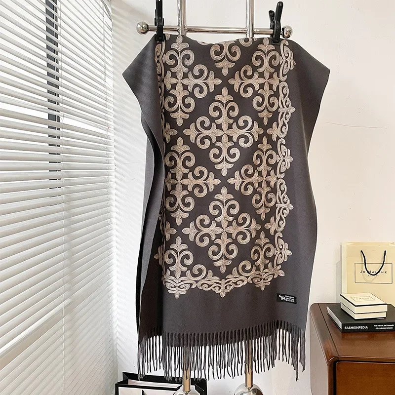 2025 Autunno/Inverno Nuovo Art - Go Ethnic Fashion recensione e prezzo