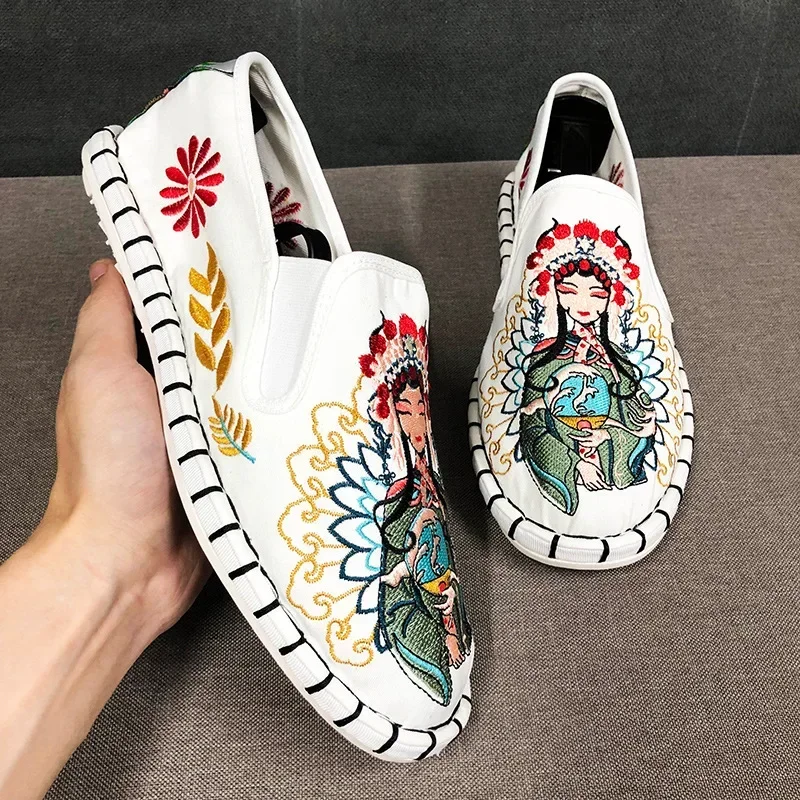 Scarpe di tela ricamate stile  - Ethnic Fashion Men recensione e prezzo